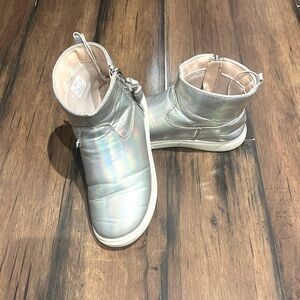 Girls Stride Rite Silver Metalic Boots